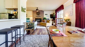 Rumah (2 Bedrooms) | Interior