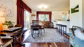 Rumah (2 Bedrooms) | Interior