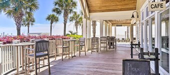 Seabrook Island Condo ~ Half-mi to Beach!