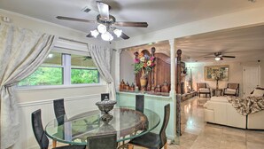 Rumah (4 Bedrooms) | Interior