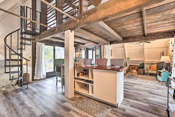 House (1 Bedroom) | Interior