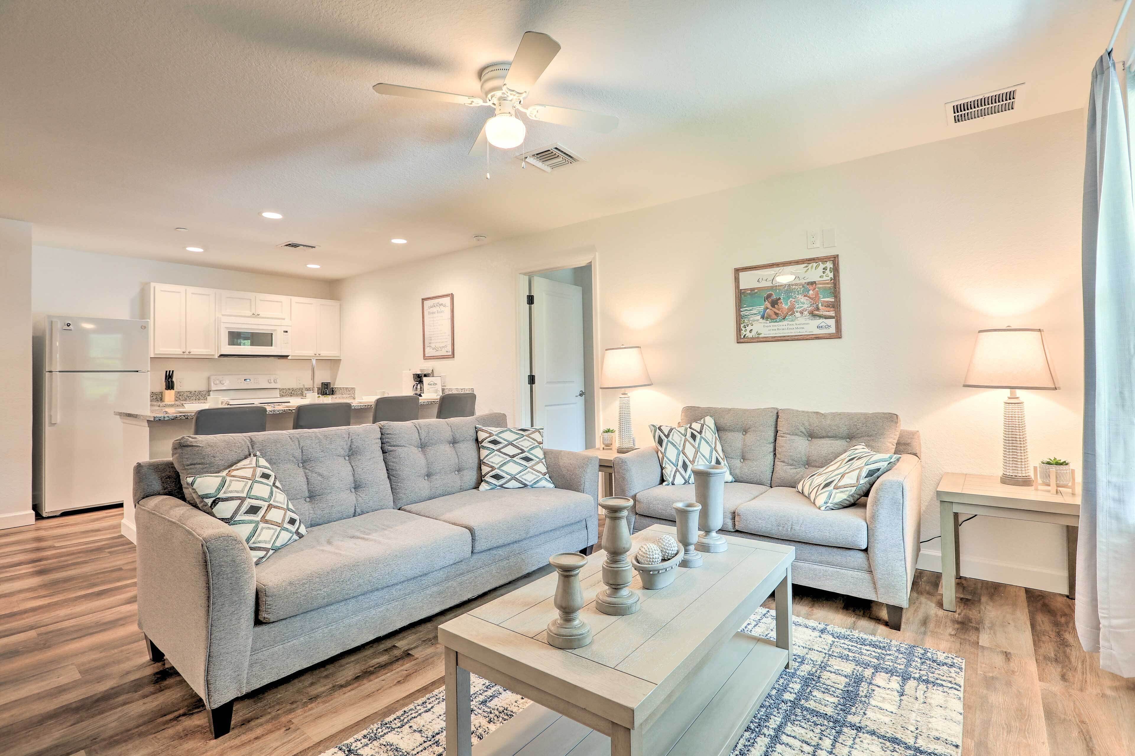 Apartment (2 Bedrooms) | Front of property