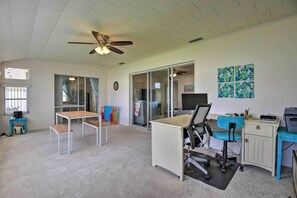 House (2 Bedrooms) | Interior - Ranch-style House w/ Pool Access in 55 + Community (Sun City Center)