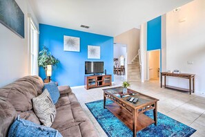 Casa (Multiple Bedrooms) | Interior
