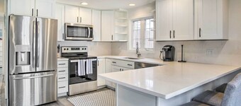 Cozy Edgartown Vacation Rental Near Beach!