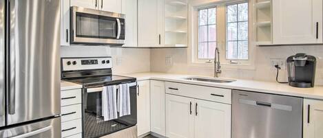 Rumah (4 Bedrooms) | Interior