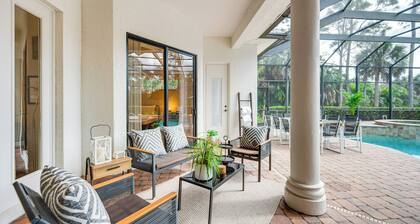 Luxury House With Private Acreage - Near Golfing!