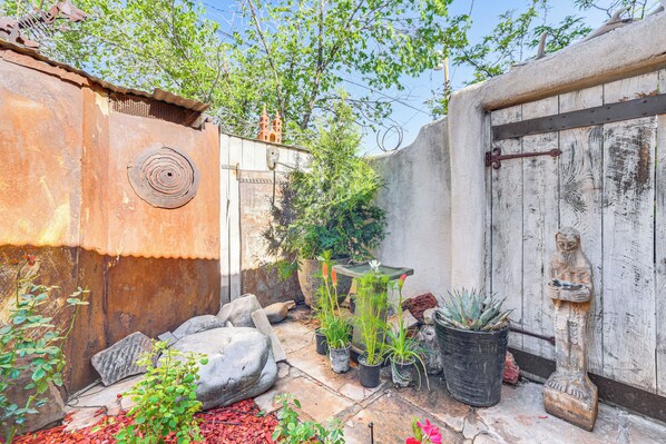 Apartment (0 Bedroom) | Interior