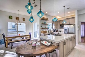 Interior - Santa Rosa Beach Oasis w/ Rooftop Deck & Gulf View (Santa Rosa Beach)