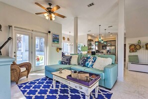Interior - Santa Rosa Beach Oasis w/ Rooftop Deck & Gulf View (Santa Rosa Beach)
