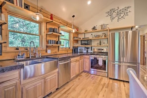 House (3 Bedrooms) | Front of property - 24-0132 Alma Retreat w/ Deck: 17 Mi to Skiing (Alma)