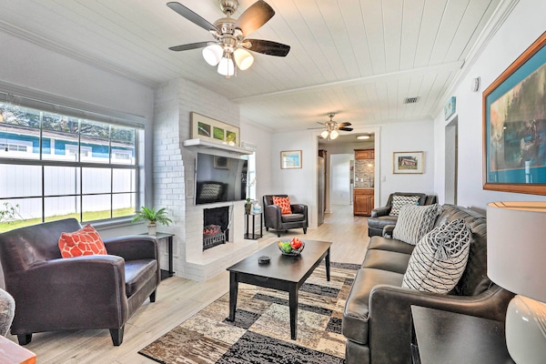 House (3 Bedrooms) | Front of property