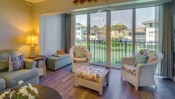 Apartment (2 Bedrooms) | Front of property