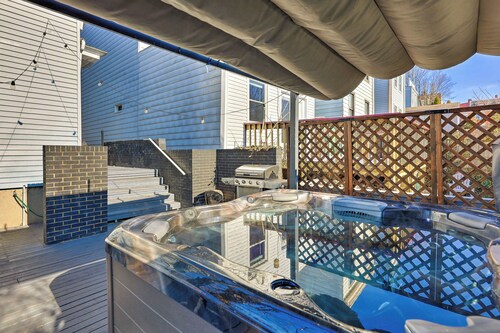 Cincinnati Home w/ Deck & Private Hot Tub!