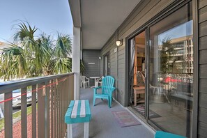 Interior - Walk to Beach: Condo w/ Balcony in South Myrtle (Myrtle Beach)