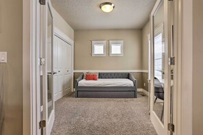 House (3 Bedrooms) | Interior - Charming Boise Home ~ 8 Mi to Downtown! (Garden City)