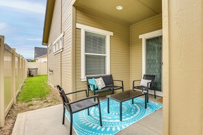 House (3 Bedrooms) | Interior