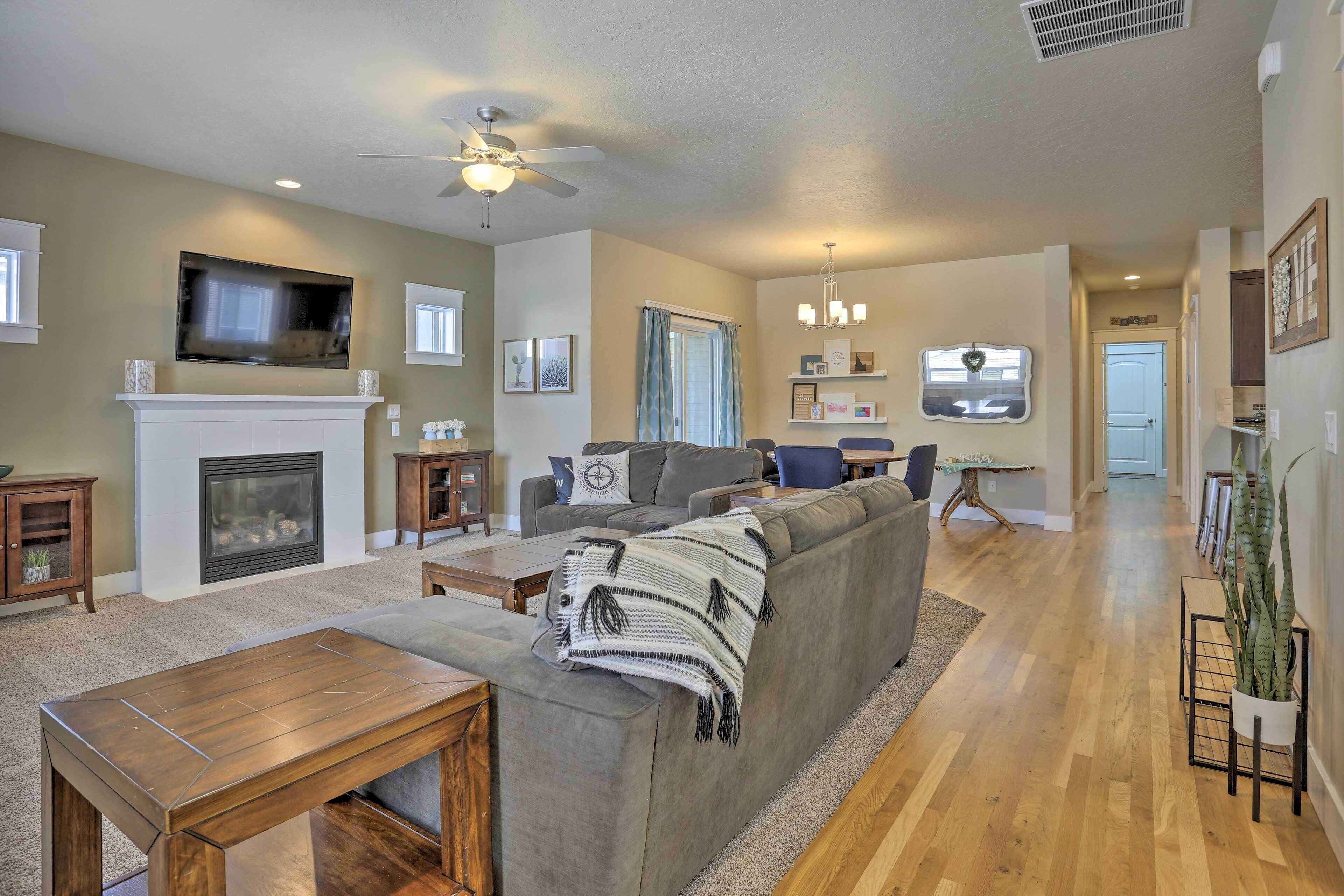 House (3 Bedrooms) | Interior