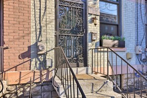 House (3 Bedrooms) | Interior - Cincinnati Retreat w/ Patio & Grill! (Cincinnati)