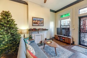 House (3 Bedrooms) | Front of property - Cincinnati Retreat w/ Patio & Grill! (Cincinnati)