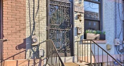 Cincinnati Retreat w/ Patio & Grill!