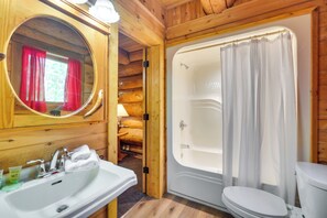 House (1 Bedroom) | Interior