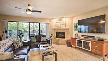 Apartment (2 Bedrooms) | Front of property