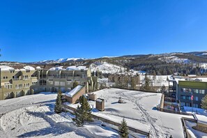 Interior - Walkable Winter Park Condo ~ 4 Mi to Slopes! (Winter Park)