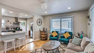 House (2 Bedrooms) | Front of property