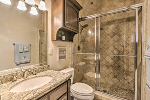 Apartment (2 Bedrooms) | Interior - Texas Condo w/ Outdoor Pools - Walk to Beach! (South Padre Island)