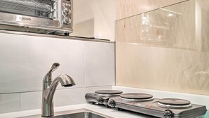 Apartment (0 Bedroom) | Interior - Steps to City Park + Restaurants: Denver Studio (Denver)