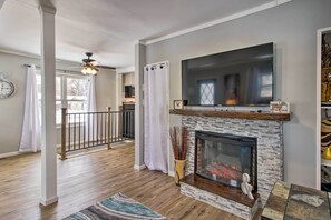 House (2 Bedrooms) | Interior