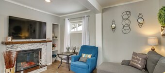 Modern Crosby Retreat < 1 Mi to Serpent Lake!