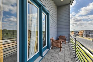 House (3 Bedrooms) | Interior - Luxurious & Spacious Austin Home ~ 8 Mi to Dtwn! (Austin)