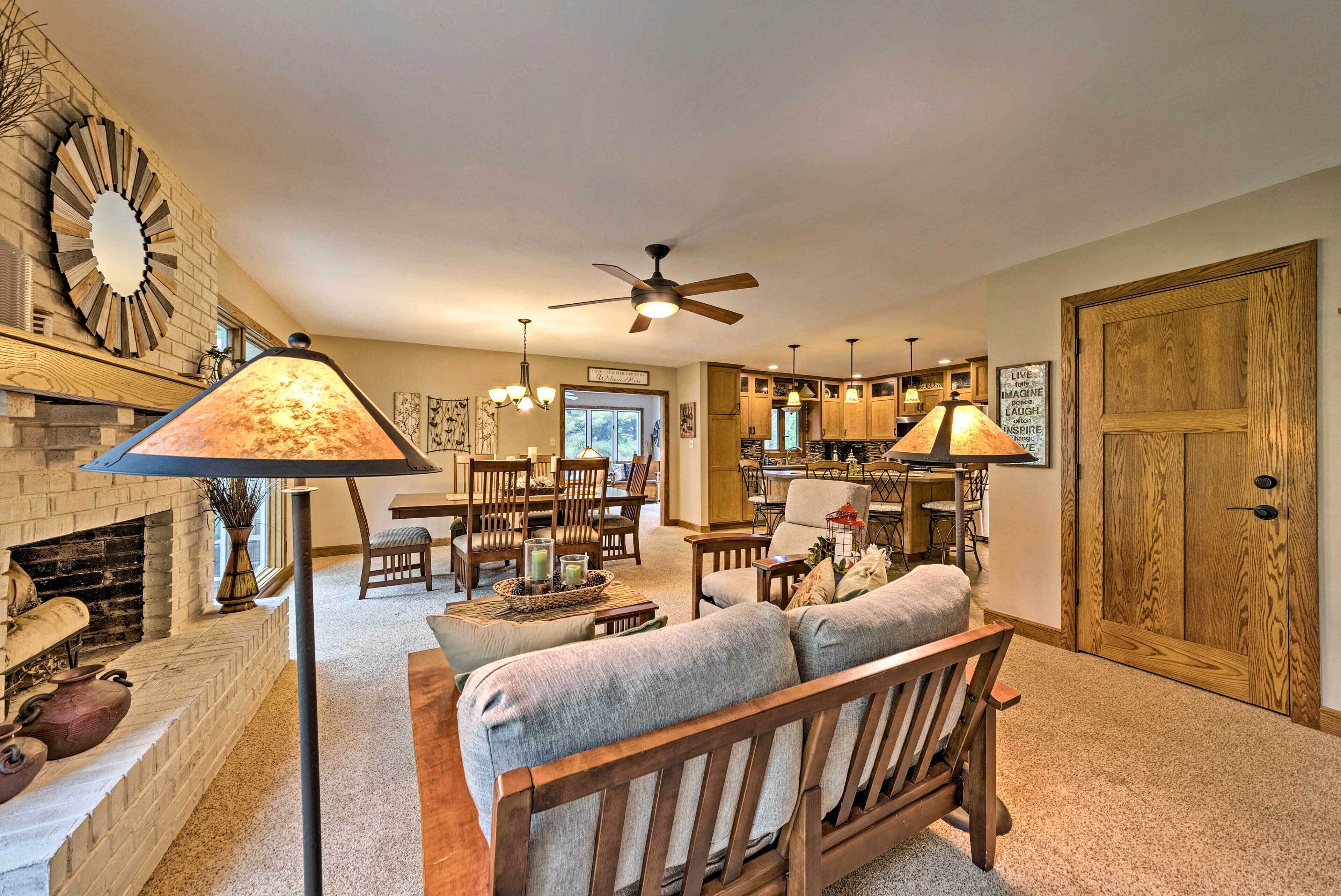 House (3 Bedrooms) | Interior