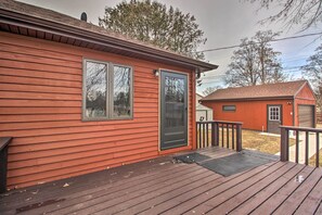Terrace/patio - Dog-friendly Crosby Home w/ Bike Storage! (Crosby)