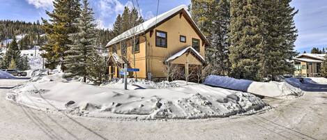 House (4 Bedrooms) | Front of property