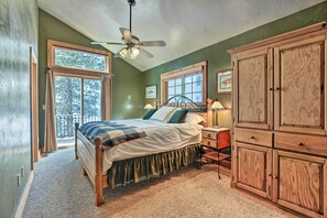 Interior - Mountainside Winter Park Ski Home w/ Hot Tub (Winter Park)