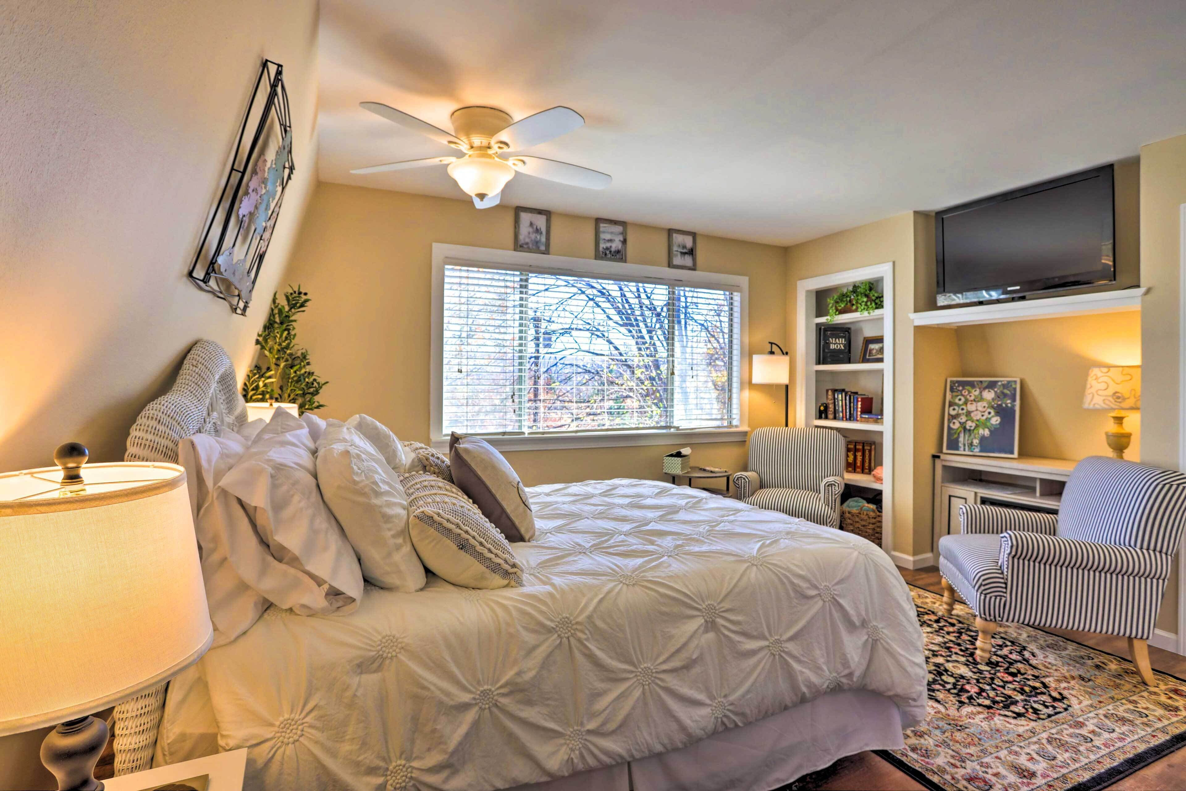 Apartment (0 Bedroom) | Interior