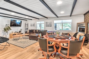 House (4 Bedrooms) | Interior