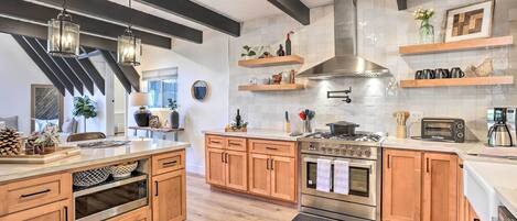 House (4 Bedrooms) | Interior