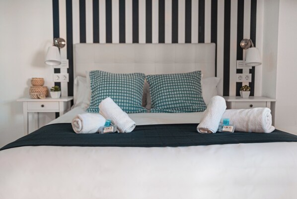 1 chambre, fer et planche à repasser, Wi-Fi, draps fournis