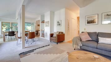 Casa (2 Bedrooms) | Interior