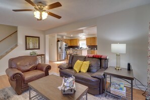 Interior - 13 Mi to Nat'l Park: Shenandoah Valley Home! (Elkton)
