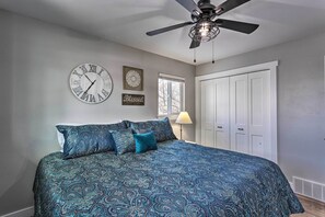 House (3 Bedrooms) | Interior - Montrose Adventure Base: Family Friendly! (Montrose)