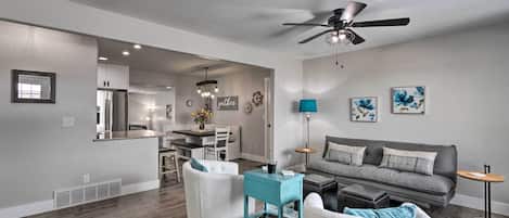 House (3 Bedrooms) | Interior