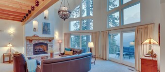 Beautiful Lake Arrowhead Cabin w/ EV Charger