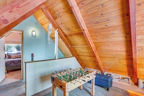 House (2 Bedrooms) | Interior - 1 Mi to Snow Summit: Big Bear Lake Cabin! (Big Bear Lake)