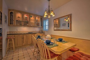 Nhà (3 Bedrooms) | Nội thất