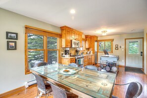 Apartment (2 Bedrooms) | Interior - Mountain Village Home Steps to Ski Lift & Shuttle! (Telluride)